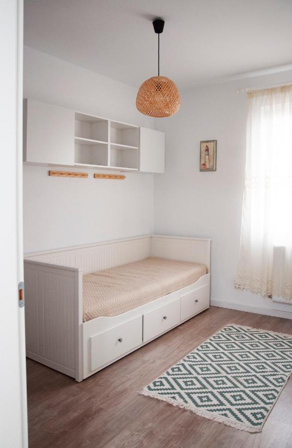 Elis Apartment By Oasis Homes Oradea Eksteriør billede